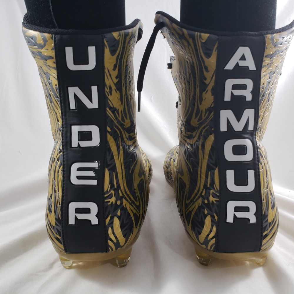 NWOB Under Armour Football Cleats sz16